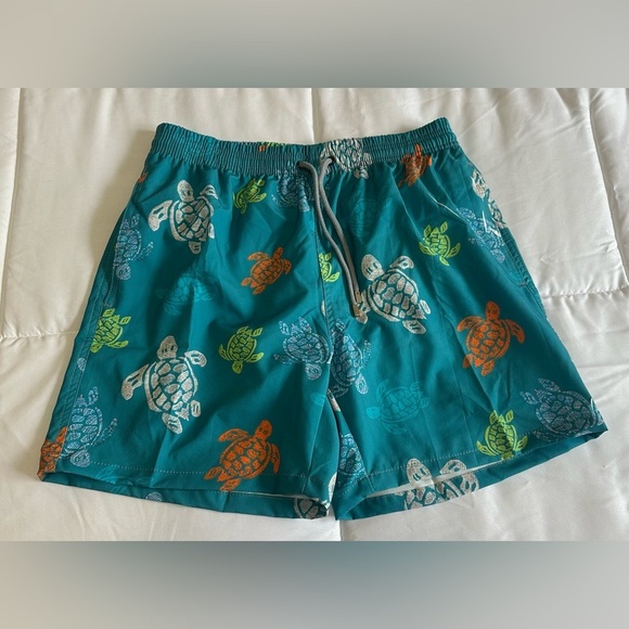 NEW Men’s Vilebrequin Size Large Turtle Swim Shorts - Picture 1 of 5